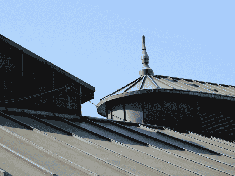 Keunggulan Atap Metal yang Perlu Diketahui Pemilik Gedung
